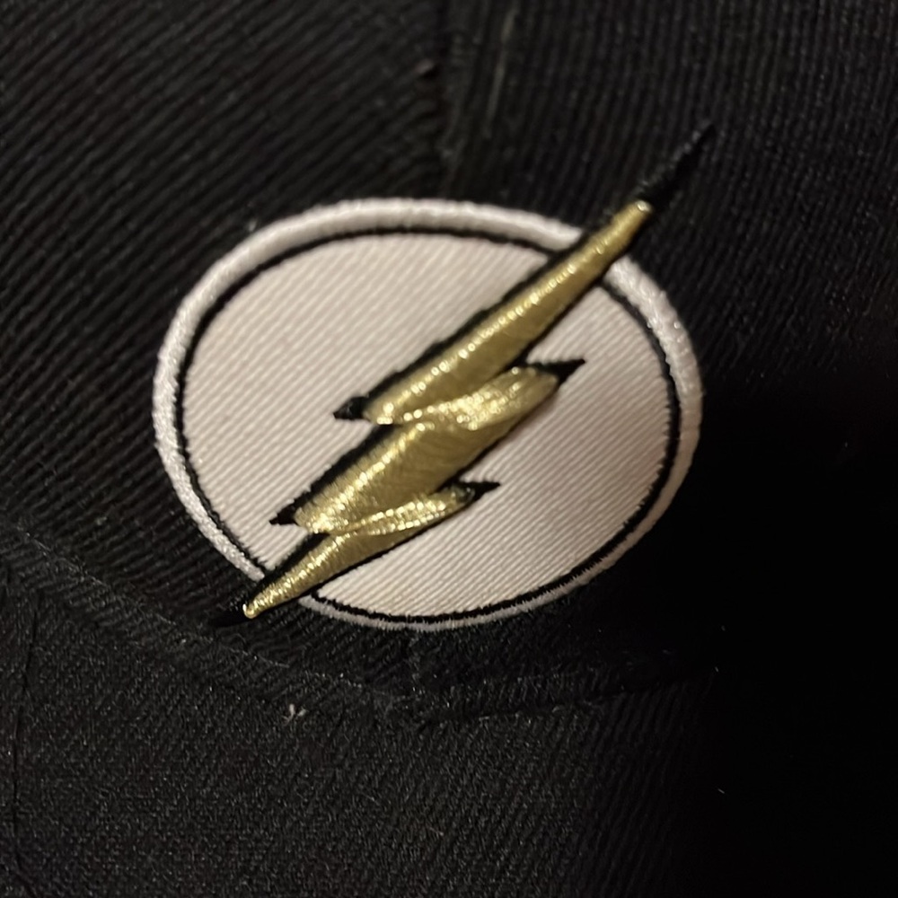 The Flash hat - Picture 2 of 4